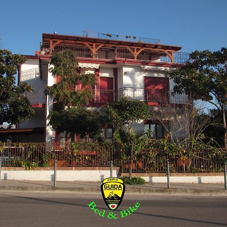 Villa Claudianna Bed & Bike Paestum Ngoại thất bức ảnh